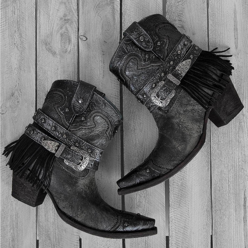 Corral Size 8.5M Vintage Fringe Harness Buckle Shortie Snip Toe Cowboy Boots
